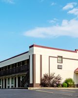 Red Roof Inn Scottsburg