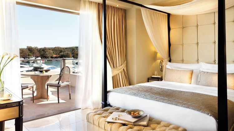 Sani Asterias Suites Suite