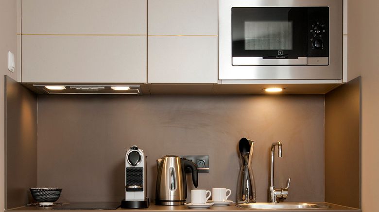 <b>Residhome Puteaux La Defense Room</b>. Images powered by <a href="https://www.leonardoworldwide.com/" title="Leonardo Worldwide" target="_blank">Leonardo</a>.