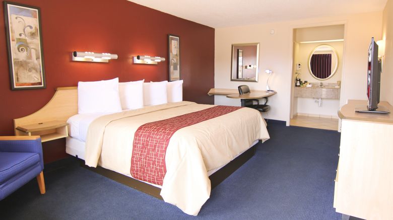 <b>Red Roof Inn Somerset, KY Room</b>. Images powered by <a href="https://www.leonardoworldwide.com/" title="Leonardo Worldwide" target="_blank">Leonardo</a>.