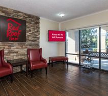 Red Roof Inn Kingsland Lobby