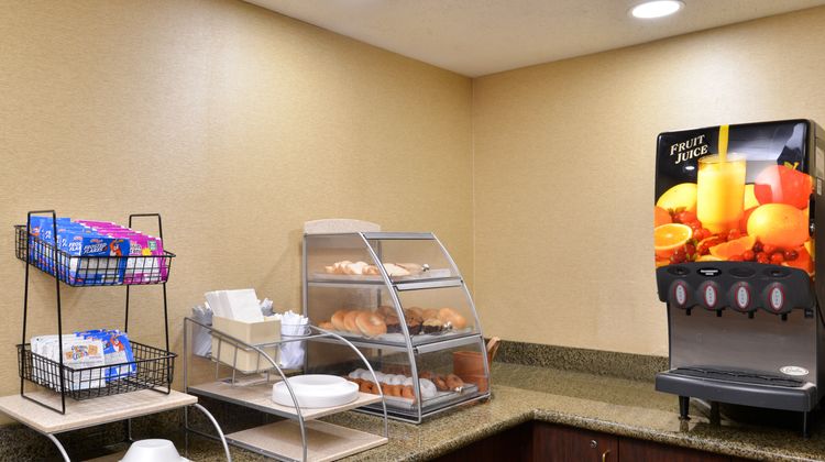 Red Roof Inn & Suites Columbus - W Broad Restaurant