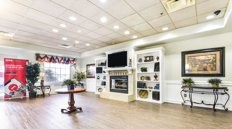 <b>OYO Townhouse Oklahoma City Airport Lobby</b>. Images powered by <a href="https://www.leonardoworldwide.com/" title="Leonardo Worldwide" target="_blank">Leonardo</a>.