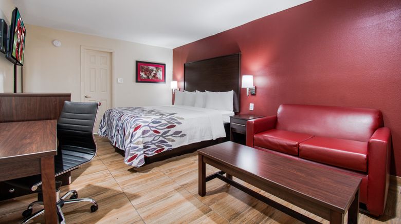 <b>Red Roof Inn Houston - Spring North Room</b>. Images powered by <a href="https://www.leonardoworldwide.com/" title="Leonardo Worldwide" target="_blank">Leonardo</a>.