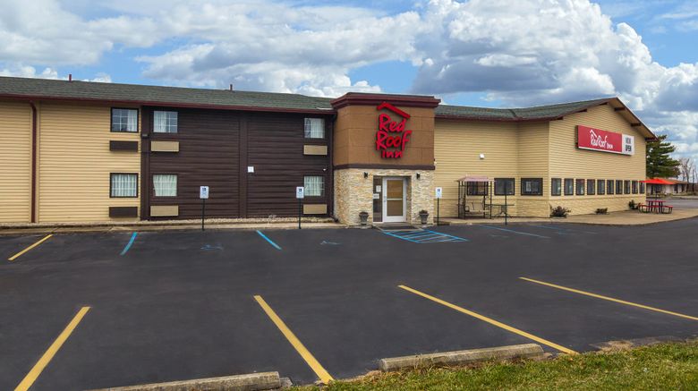Red Roof Inn Perrysburg Exterior. Images powered by <a href="https://www.leonardoworldwide.com" target="_blank" rel="noopener">Leonardo</a>.
