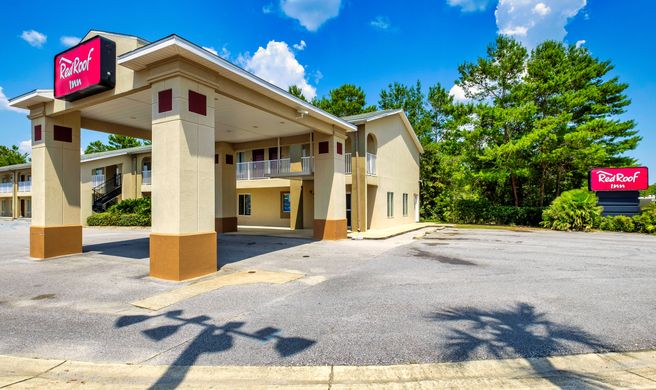 Red Roof Inn DeFuniak Springs Exterior
