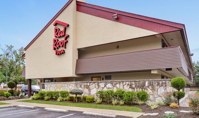 Red Roof Inn Huntington Exterior