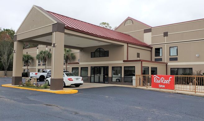 Red Roof Inn Moss Point Exterior