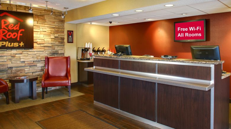 <b>Red Roof PLUS+ Statesville Lobby</b>. Images powered by <a href="https://www.leonardoworldwide.com/" title="Leonardo Worldwide" target="_blank">Leonardo</a>.