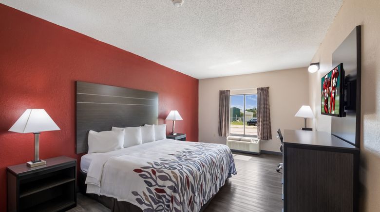 <b>Red Roof Inn & Suites Austin East-Manor Room</b>. Images powered by <a href="https://www.leonardoworldwide.com/" title="Leonardo Worldwide" target="_blank">Leonardo</a>.