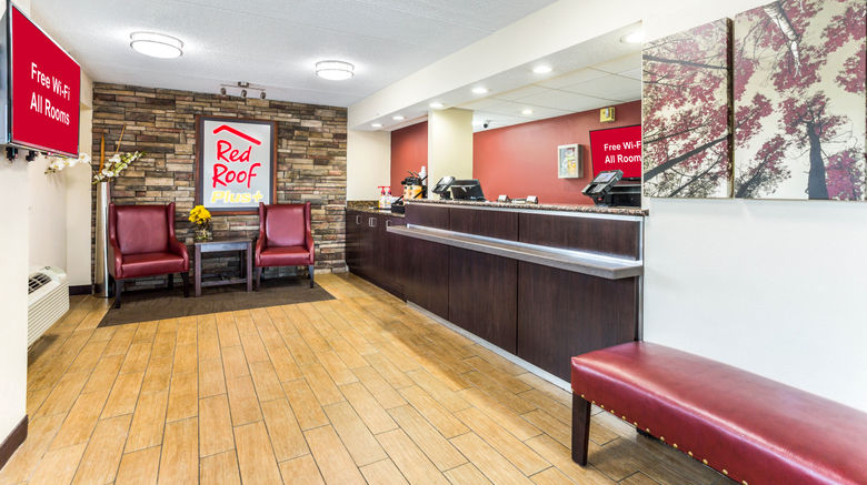 <b>Red Roof PLUS+ Nashville North Lobby</b>. Images powered by <a href="https://www.leonardoworldwide.com/" title="Leonardo Worldwide" target="_blank">Leonardo</a>.