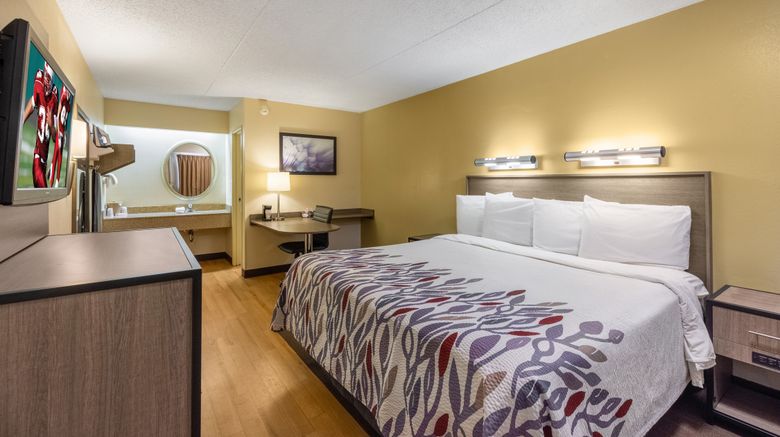 <b>Red Roof Inn Kalamazoo West-Western MI Room</b>. Images powered by <a href="https://www.leonardoworldwide.com/" title="Leonardo Worldwide" target="_blank">Leonardo</a>.