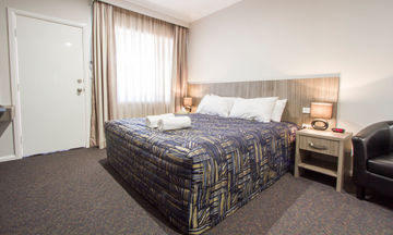 Harvest Lodge Motel