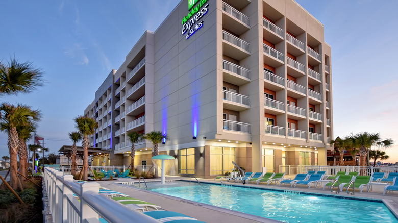 Holiday Inn Express/Stes Galveston Beach Exterior. Images powered by <a href="https://www.leonardoworldwide.com" target="_blank" rel="noopener">Leonardo</a>.