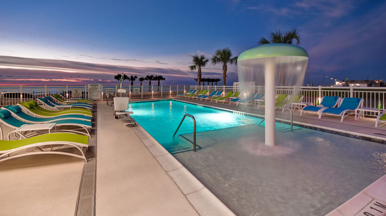 <b>Holiday Inn Express/Stes Galveston Beach Pool</b>. Images powered by <a href="https://www.leonardoworldwide.com/" title="Leonardo Worldwide" target="_blank">Leonardo</a>.