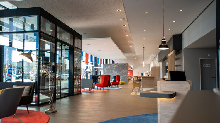 Holiday Inn Express Aarburg-Oftringen Exterior