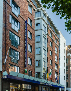 Academy Plaza Hotel