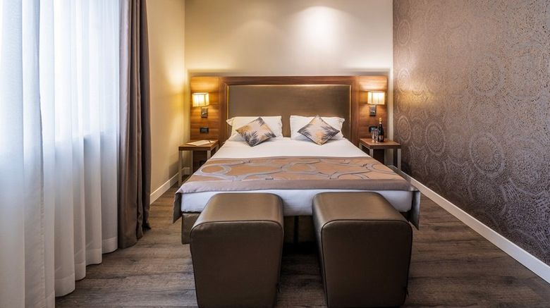 <b>The Smart Hotel Holiday Room</b>. Images powered by <a href="https://www.leonardoworldwide.com/" title="Leonardo Worldwide" target="_blank">Leonardo</a>.
