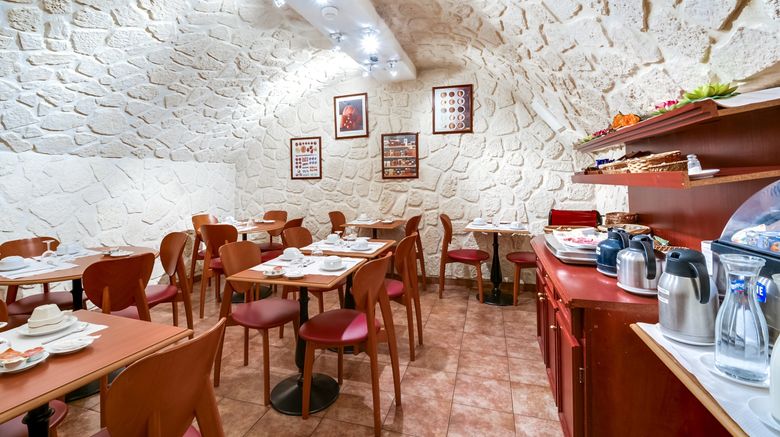 <b>Pavillon Louvre Rivoli Restaurant</b>. Images powered by <a href="https://www.leonardoworldwide.com/" title="Leonardo Worldwide" target="_blank">Leonardo</a>.