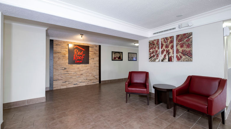 <b>Red Roof Inn Houston North FM1960 & I-45 Lobby</b>. Images powered by <a href="https://www.leonardoworldwide.com/" title="Leonardo Worldwide" target="_blank">Leonardo</a>.