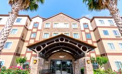 Staybridge Suites IAH Beltway 8