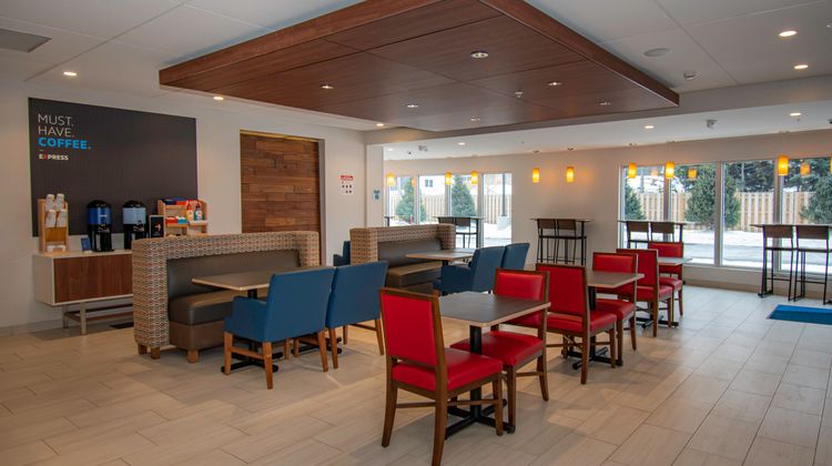 Holiday Inn Express & Suites Tonawanda Restaurant