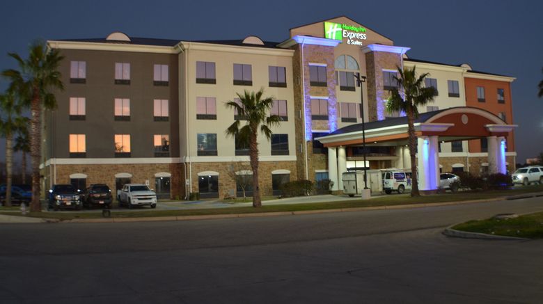 <b>Holiday Inn Express & Suites Exterior</b>. Images powered by <a href="https://www.leonardoworldwide.com/" title="Leonardo Worldwide" target="_blank">Leonardo</a>.