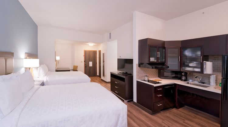 Candlewood Suites Baltimore-Inner Harbor Room