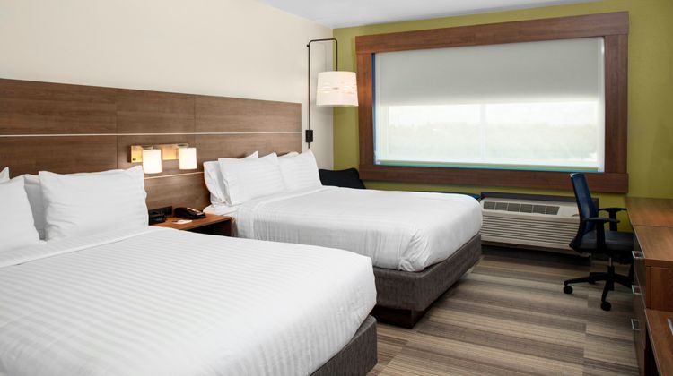 Holiday Inn Express/Suites Houston NW Room