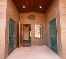 Cougar Ridge Lodge Exterior