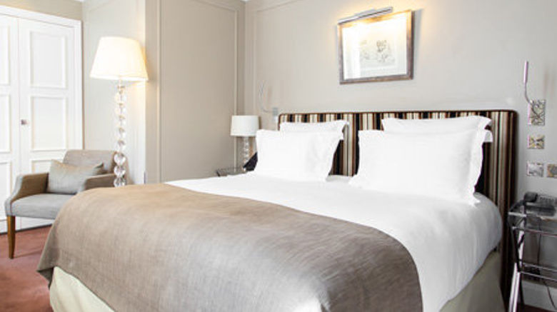 <b>Le Burgundy Paris Room</b>. Images powered by <a href="https://www.leonardoworldwide.com/" title="Leonardo Worldwide" target="_blank">Leonardo</a>.