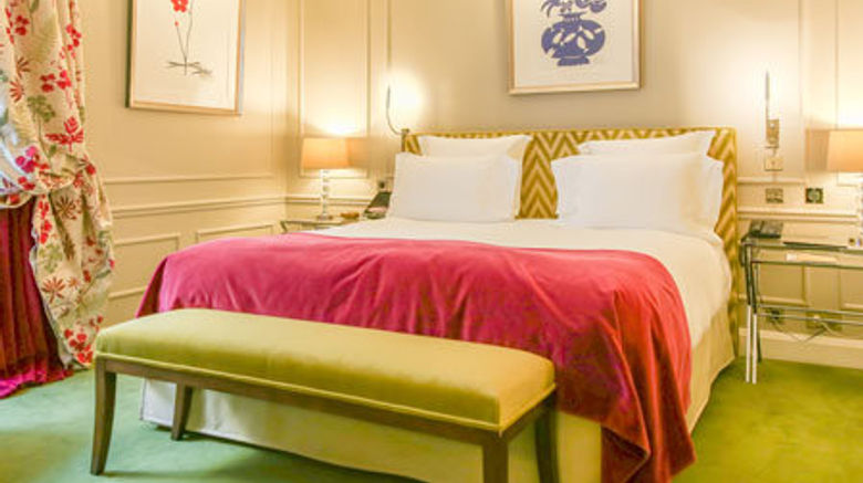<b>Le Burgundy Paris Room</b>. Images powered by <a href="https://www.leonardoworldwide.com/" title="Leonardo Worldwide" target="_blank">Leonardo</a>.