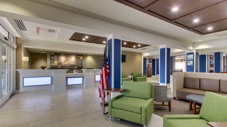 <b>Holiday Inn Express & Stes Columbus Lobby</b>. Images powered by <a href="https://www.leonardoworldwide.com/" title="Leonardo Worldwide" target="_blank">Leonardo</a>.