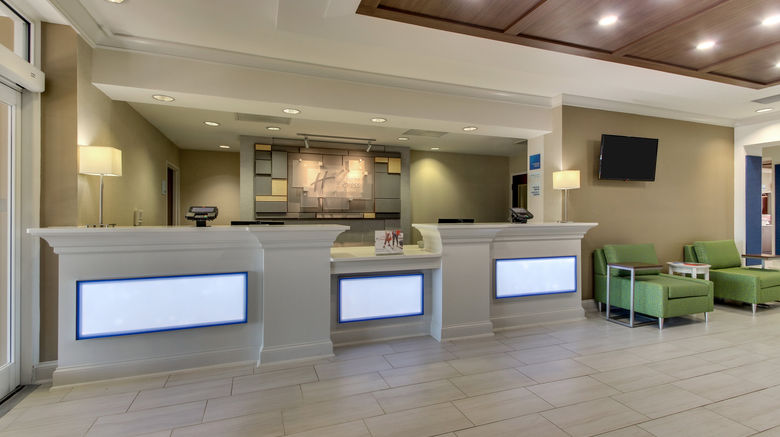<b>Holiday Inn Express & Stes Columbus Lobby</b>. Images powered by <a href="https://www.leonardoworldwide.com/" title="Leonardo Worldwide" target="_blank">Leonardo</a>.