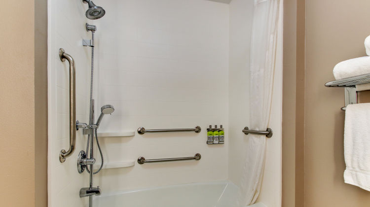 Holiday Inn Express & Stes Columbus Room