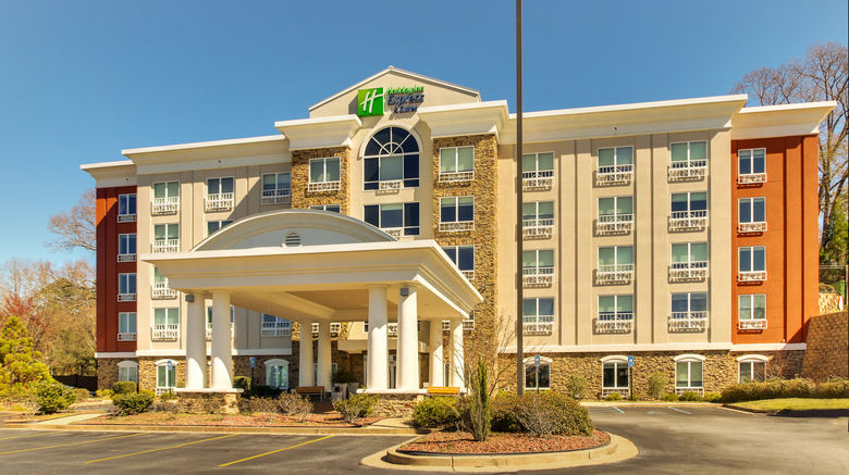 Holiday Inn Express  and  Stes Columbus Exterior. Images powered by <a href="https://www.leonardoworldwide.com" target="_blank" rel="noopener">Leonardo</a>.