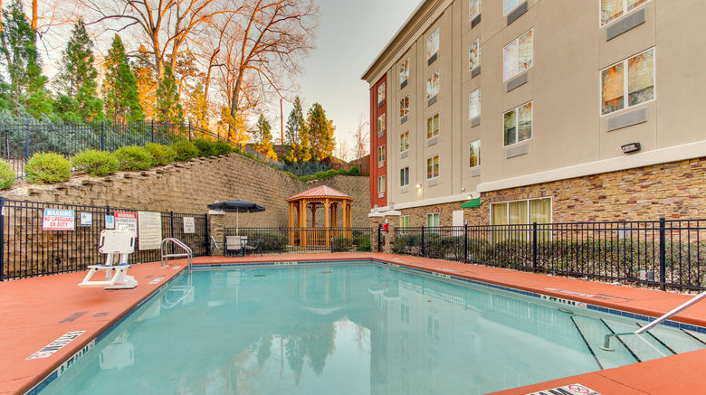<b>Holiday Inn Express & Stes Columbus Pool</b>. Images powered by <a href="https://www.leonardoworldwide.com/" title="Leonardo Worldwide" target="_blank">Leonardo</a>.