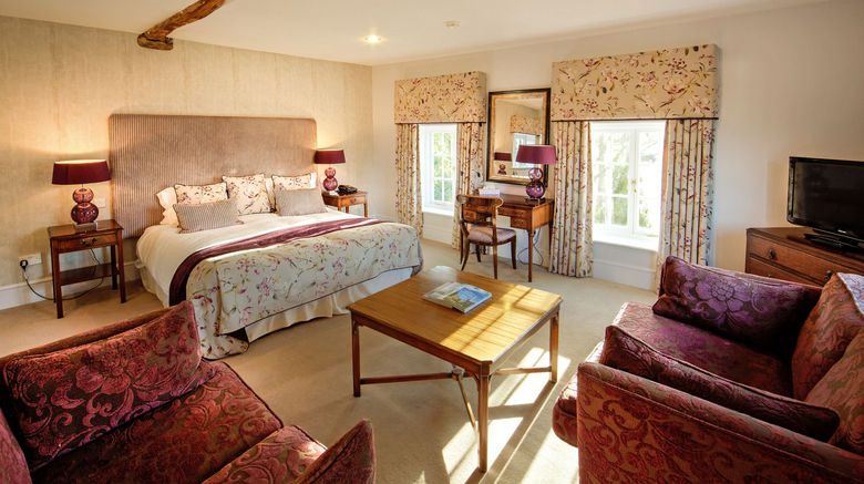 <b>Hintlesham Hall Room</b>. Images powered by <a href="https://www.leonardoworldwide.com/" title="Leonardo Worldwide" target="_blank">Leonardo</a>.