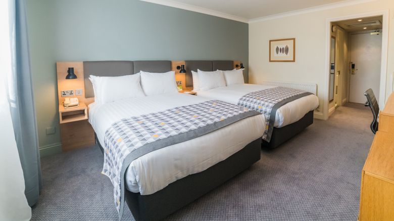 <b>Holiday Inn Brentwood Room</b>. Images powered by <a href="https://www.leonardoworldwide.com/" title="Leonardo Worldwide" target="_blank">Leonardo</a>.