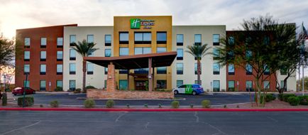 Holiday Inn Express Phoenix North Exterior