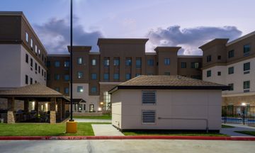 Staybridge Suites Baytown