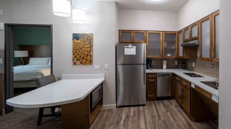 Staybridge Suites Baytown Room