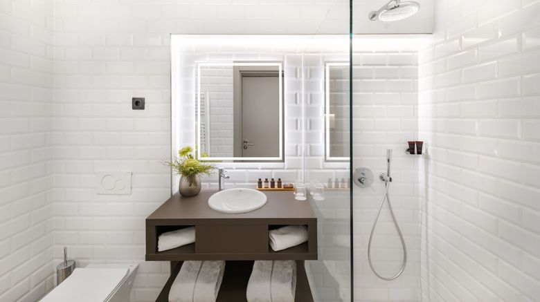 <b>Hotel Vision Budapest Room</b>. Images powered by <a href="https://www.leonardoworldwide.com/" title="Leonardo Worldwide" target="_blank">Leonardo</a>.