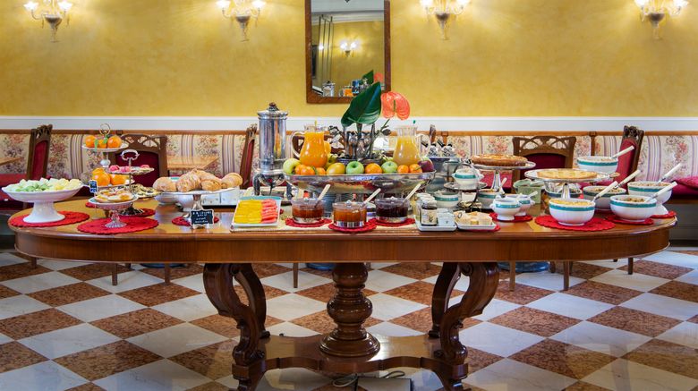 <b>Art Hotel Orologio Restaurant</b>. Images powered by <a href="https://www.leonardoworldwide.com/" title="Leonardo Worldwide" target="_blank">Leonardo</a>.