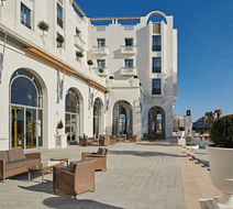 Splendid Hotel Exterior