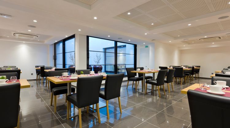 Simon's Paris Boutique Hotel & Ice Bar Restaurant