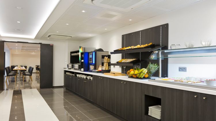 Simon's Paris Boutique Hotel & Ice Bar Restaurant