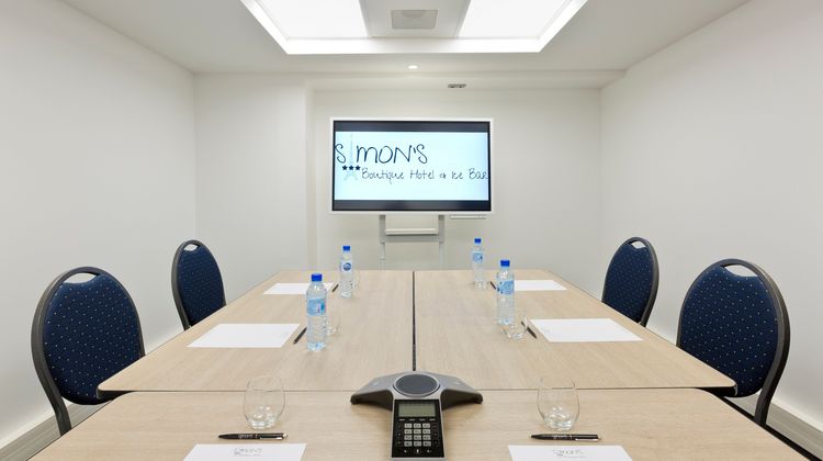 Simon's Paris Boutique Hotel & Ice Bar Meeting