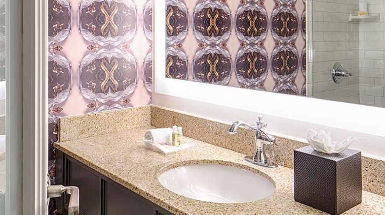 <b>Chateau LeMoyne-French Quarter Room</b>. Images powered by <a href="https://www.leonardoworldwide.com/" title="Leonardo Worldwide" target="_blank">Leonardo</a>.