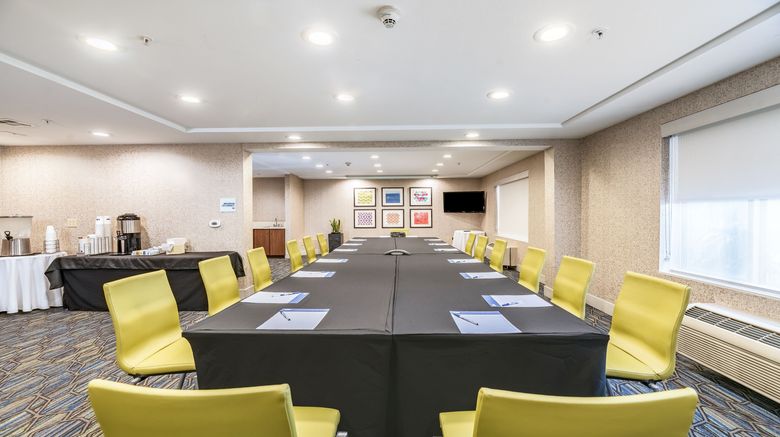 <b>Holiday Inn Express & Suites Fremont Meeting</b>. Images powered by <a href="https://www.leonardoworldwide.com/" title="Leonardo Worldwide" target="_blank">Leonardo</a>.